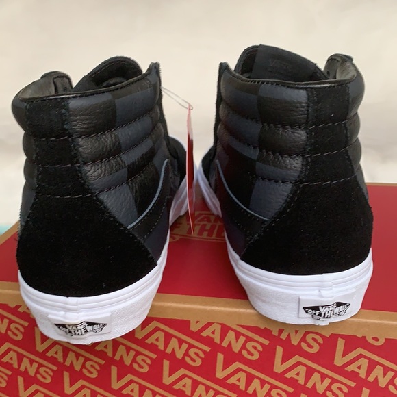 VANS SK8-Hi LEATHER/SUEDE CHECKERBOARD ASPHALT WMN - Picture 12 of 15